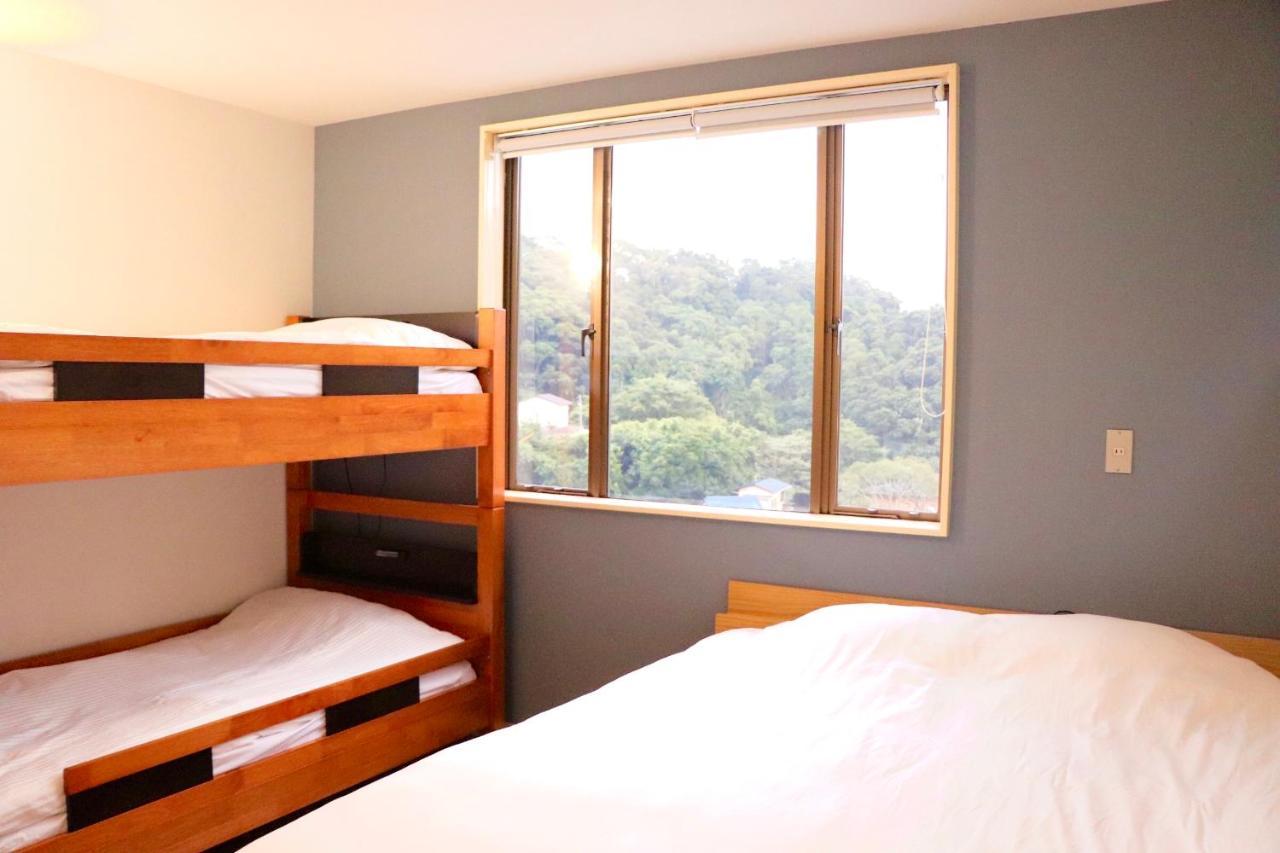 Guesthouse All You Need - All Rooms Have An Ocean View! شيمودا المظهر الخارجي الصورة